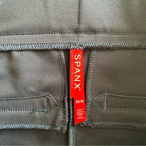 Spanx | The Perfect Pant, Ankle Backseam Skinny in Classic Navy - Picture 12 of 12